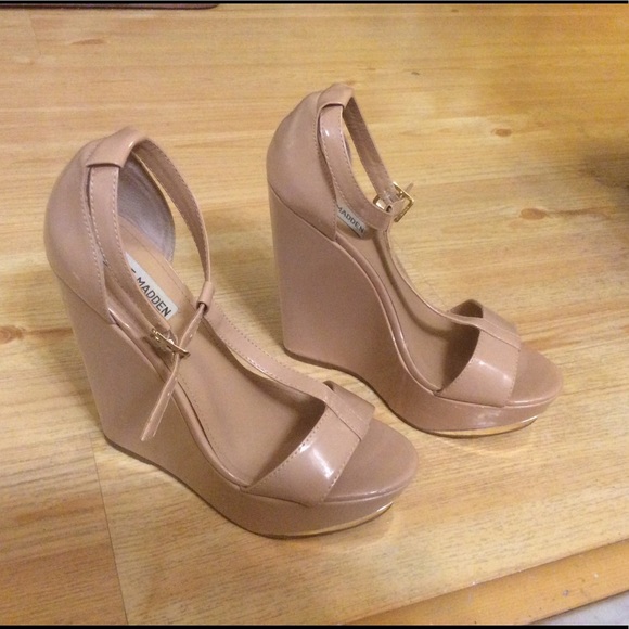 Sz 7.5 Madden Xtrime T-strap Wedges - Picture 3 of 11